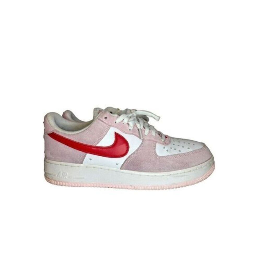NIKE AIR FORCE 1 LOW USED SZ 9.5 VALENTINE'S DAY TULIP PINK RED WHITE DD3384 600